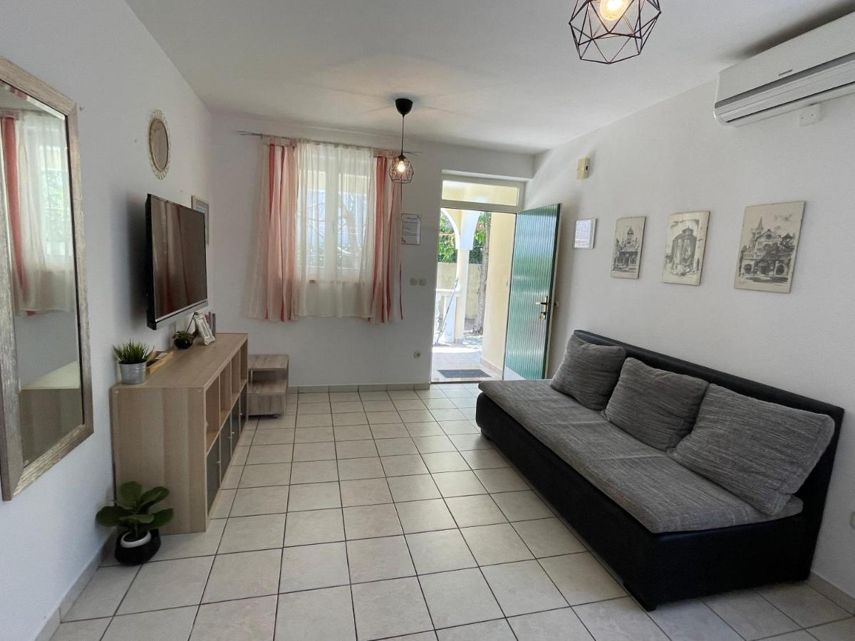 Apartments Antonija Punta Skala Next To Falkensteiner Resort Petrčane Zewnętrze zdjęcie