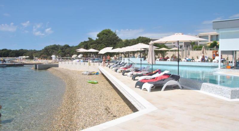 Apartments Antonija Punta Skala Next To Falkensteiner Resort Petrčane Zewnętrze zdjęcie