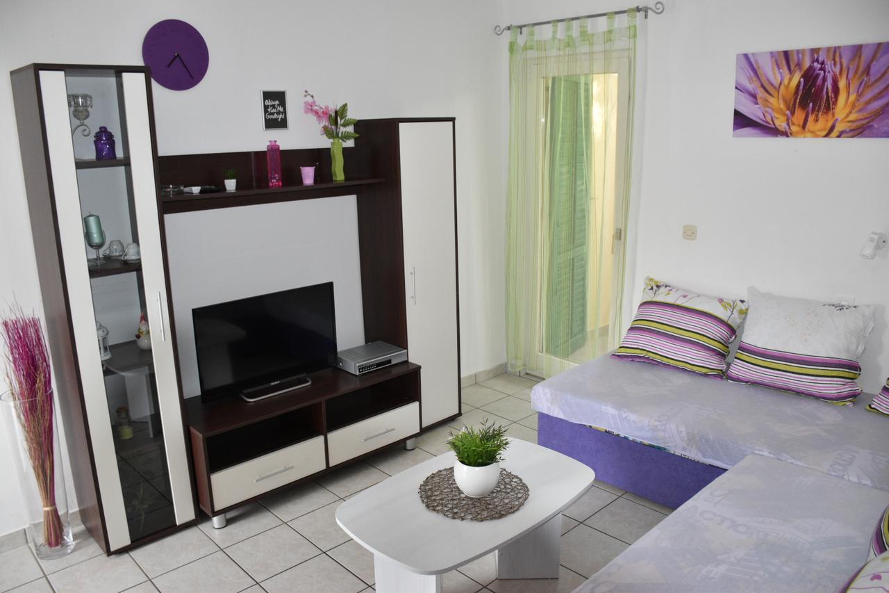 Apartments Antonija Punta Skala Next To Falkensteiner Resort Petrčane Zewnętrze zdjęcie