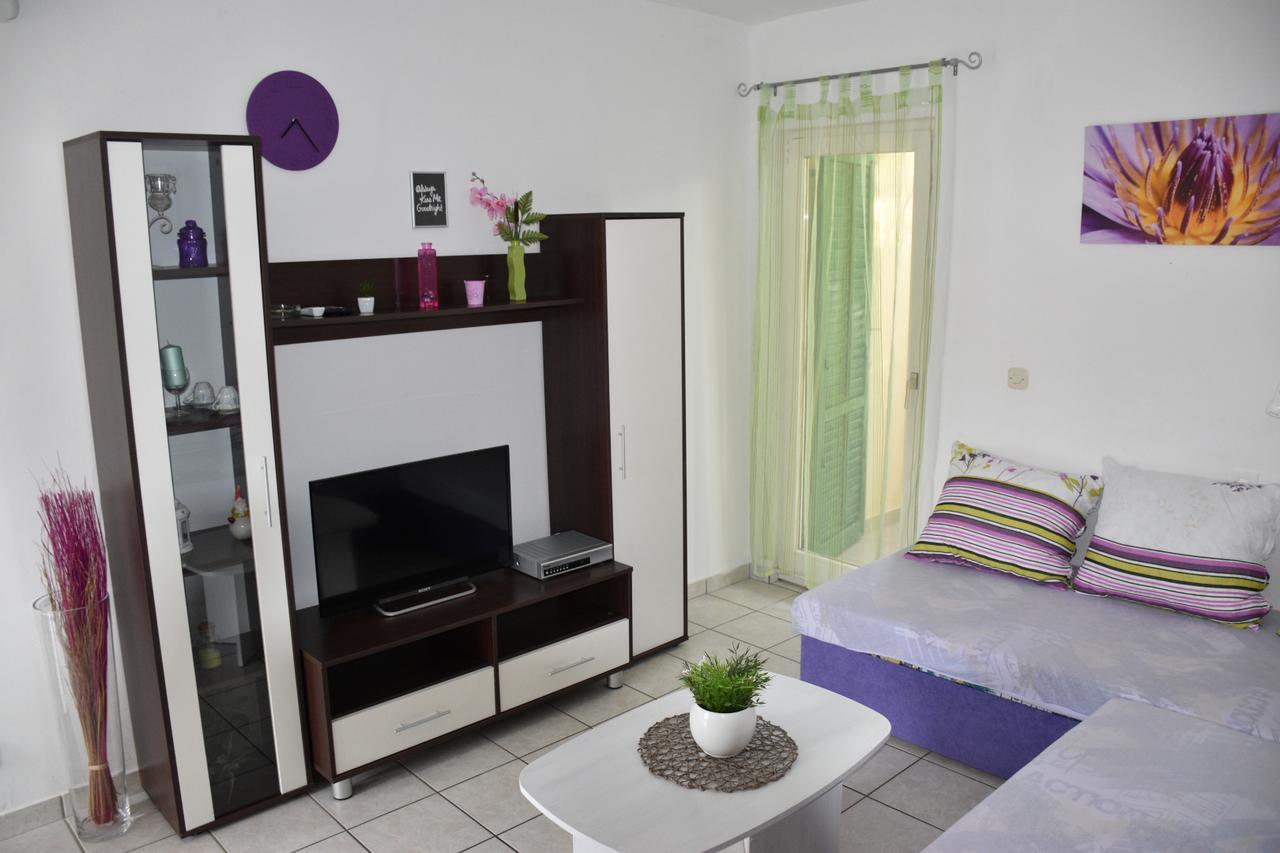 Apartments Antonija Punta Skala Next To Falkensteiner Resort Petrčane Zewnętrze zdjęcie