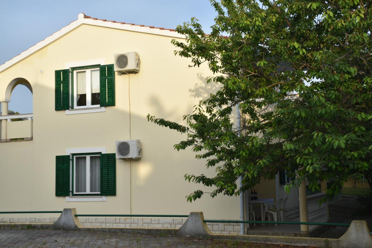 Apartments Antonija Punta Skala Next To Falkensteiner Resort Petrčane Zewnętrze zdjęcie