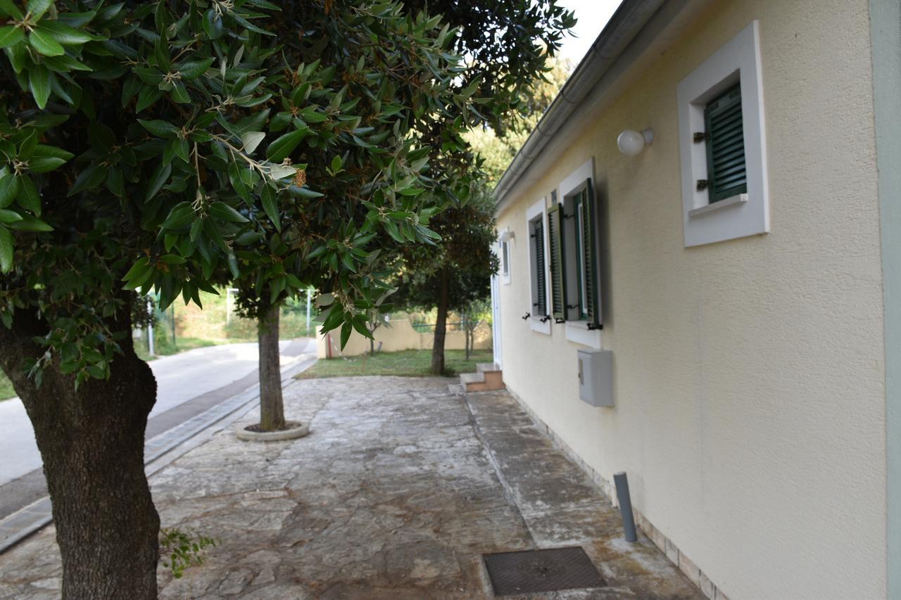 Apartments Antonija Punta Skala Next To Falkensteiner Resort Petrčane Zewnętrze zdjęcie