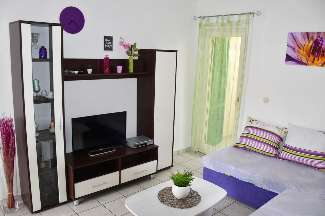Apartments Antonija Punta Skala Next To Falkensteiner Resort Petrčane Zewnętrze zdjęcie